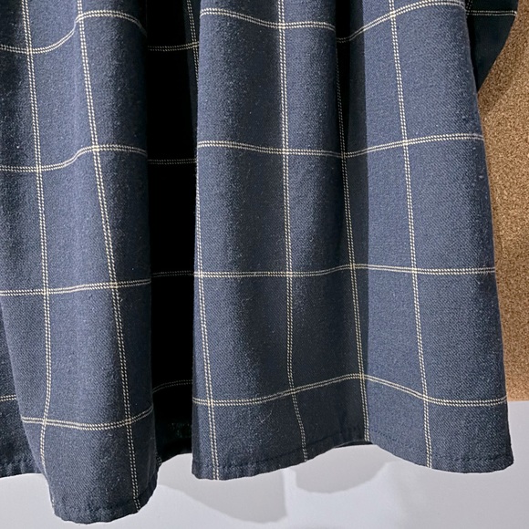 Long-Sleeve Collared, Windowpane Check Mini Dress - Picture 5 of 7